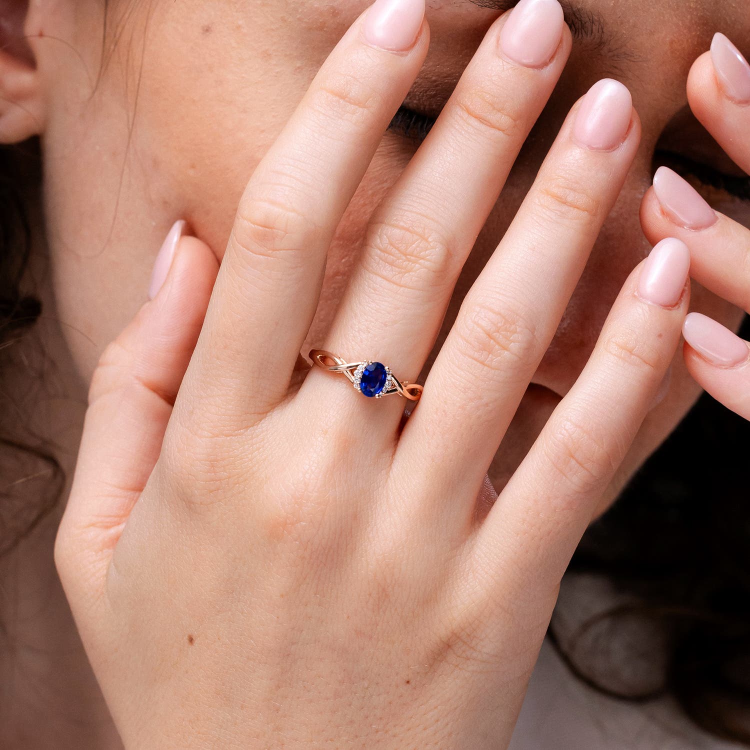 SR1129SD lifestyle image - lifestyle 5