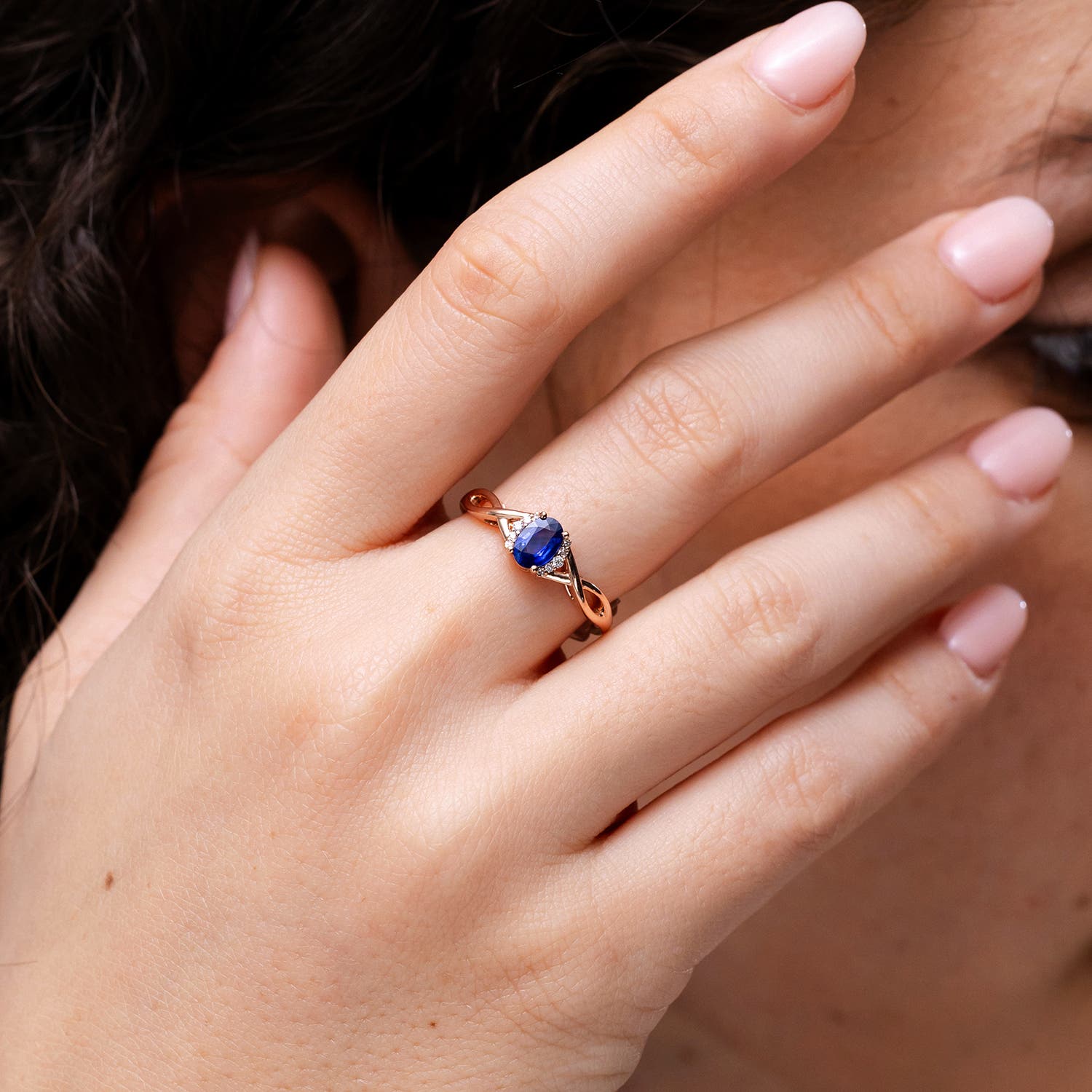 SR1129SD lifestyle image - lifestyle 6