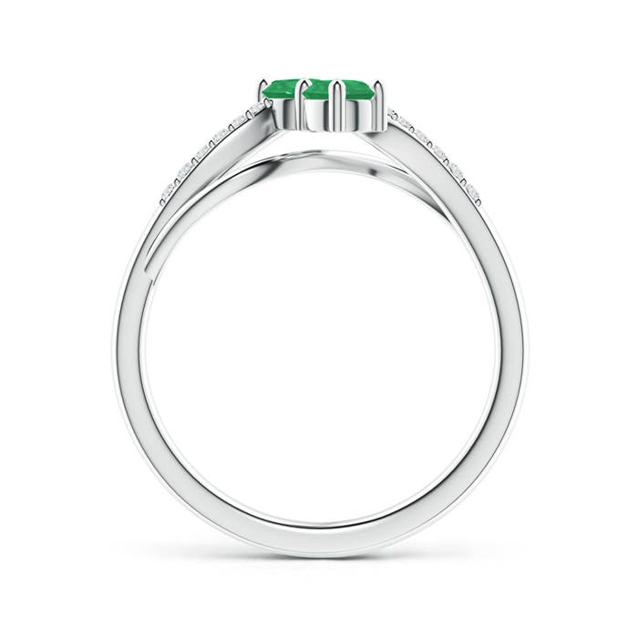 A - Emerald / 0.44 CT / 14 KT White Gold