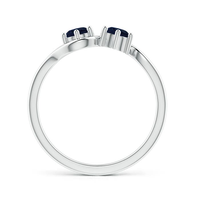 A - Blue Sapphire / 0.68 CT / 14 KT White Gold