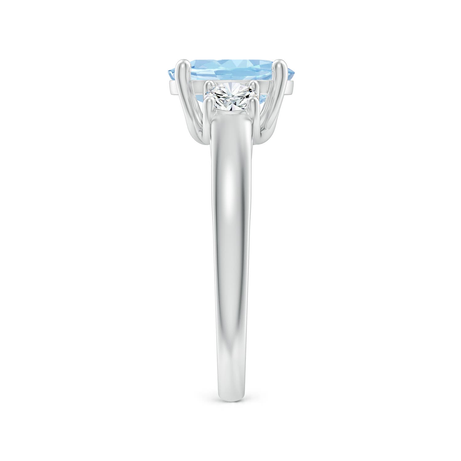 AAA - Aquamarine / 1.9 CT / 14 KT White Gold