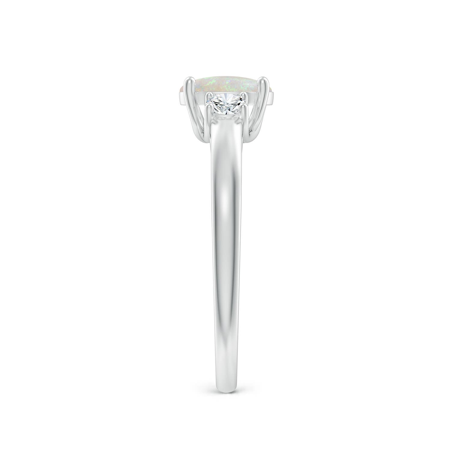 AA - Opal / 0.66 CT / 14 KT White Gold