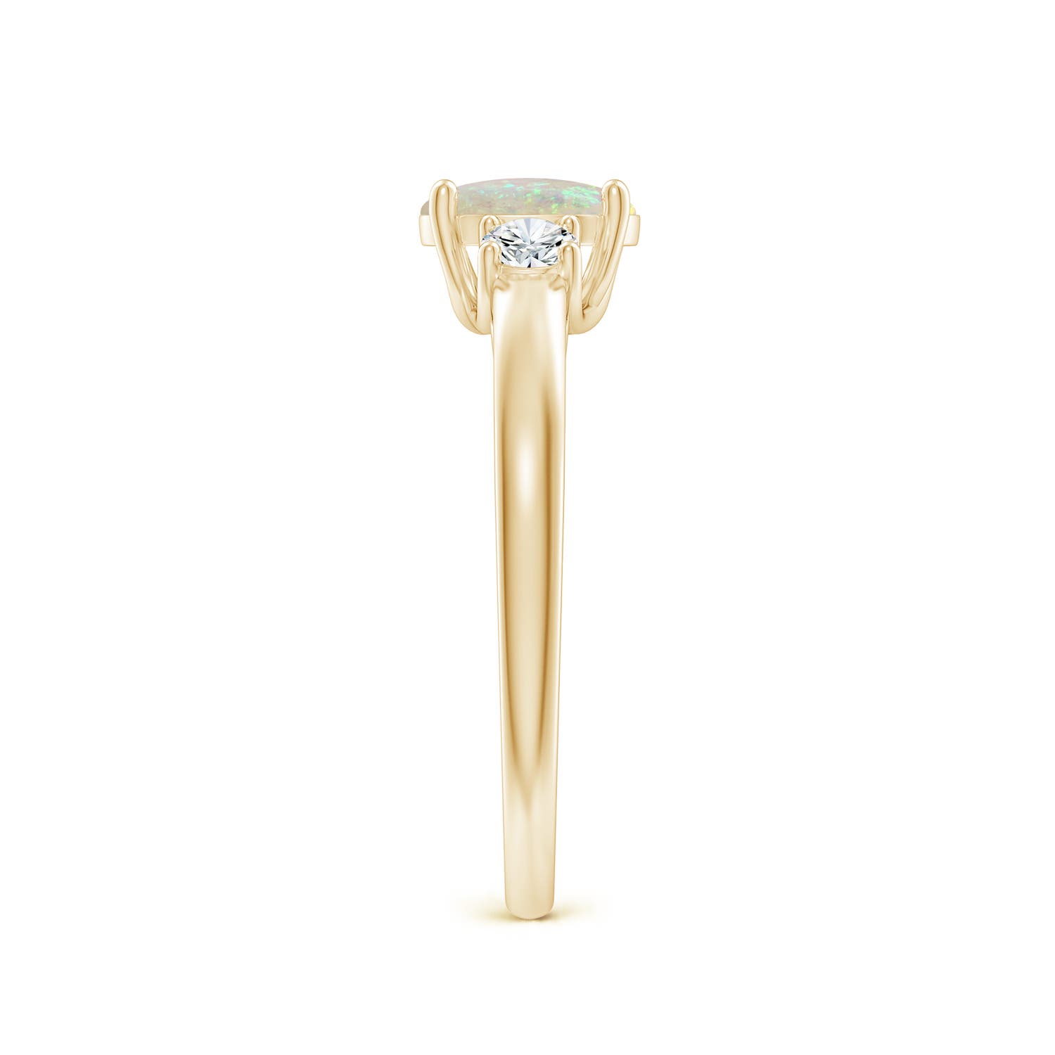 AAA - Opal / 0.66 CT / 14 KT Yellow Gold