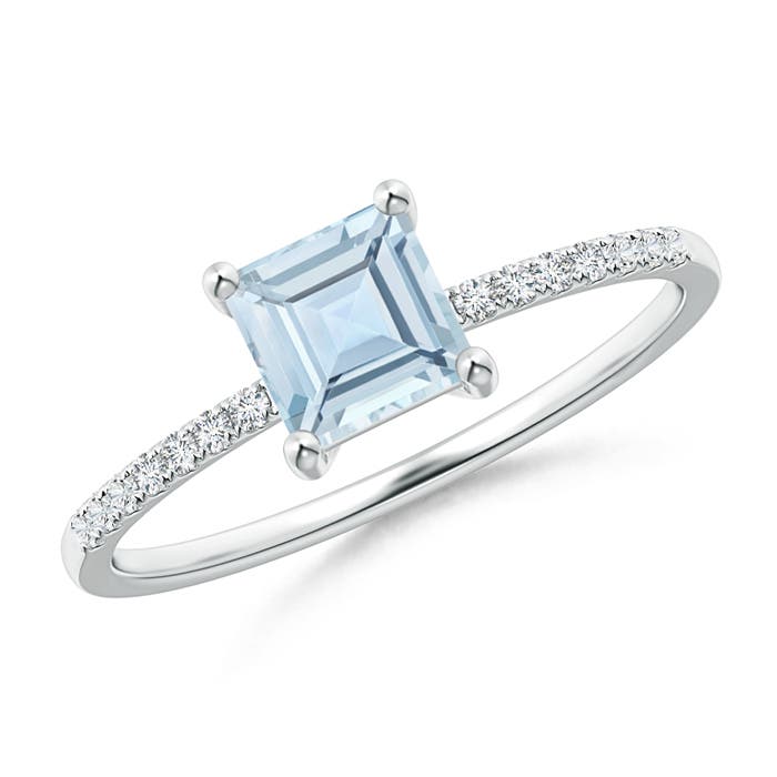 AA - Aquamarine / 0.63 CT / 14 KT White Gold