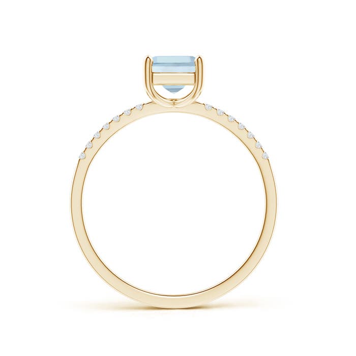 AA - Aquamarine / 0.63 CT / 14 KT Yellow Gold