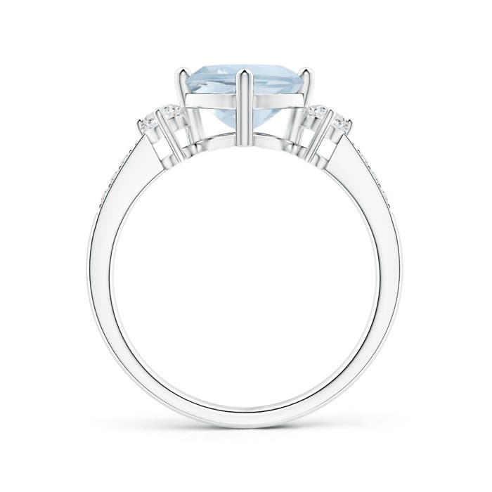 A - Aquamarine / 1.66 CT / 14 KT White Gold