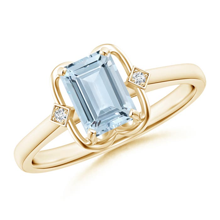 A - Aquamarine / 0.82 CT / 14 KT Yellow Gold