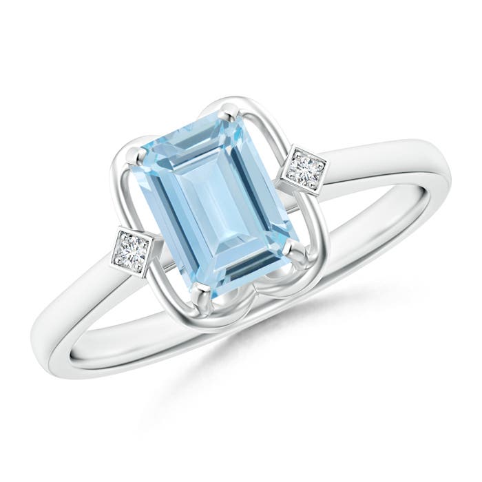 AA - Aquamarine / 0.82 CT / 14 KT White Gold