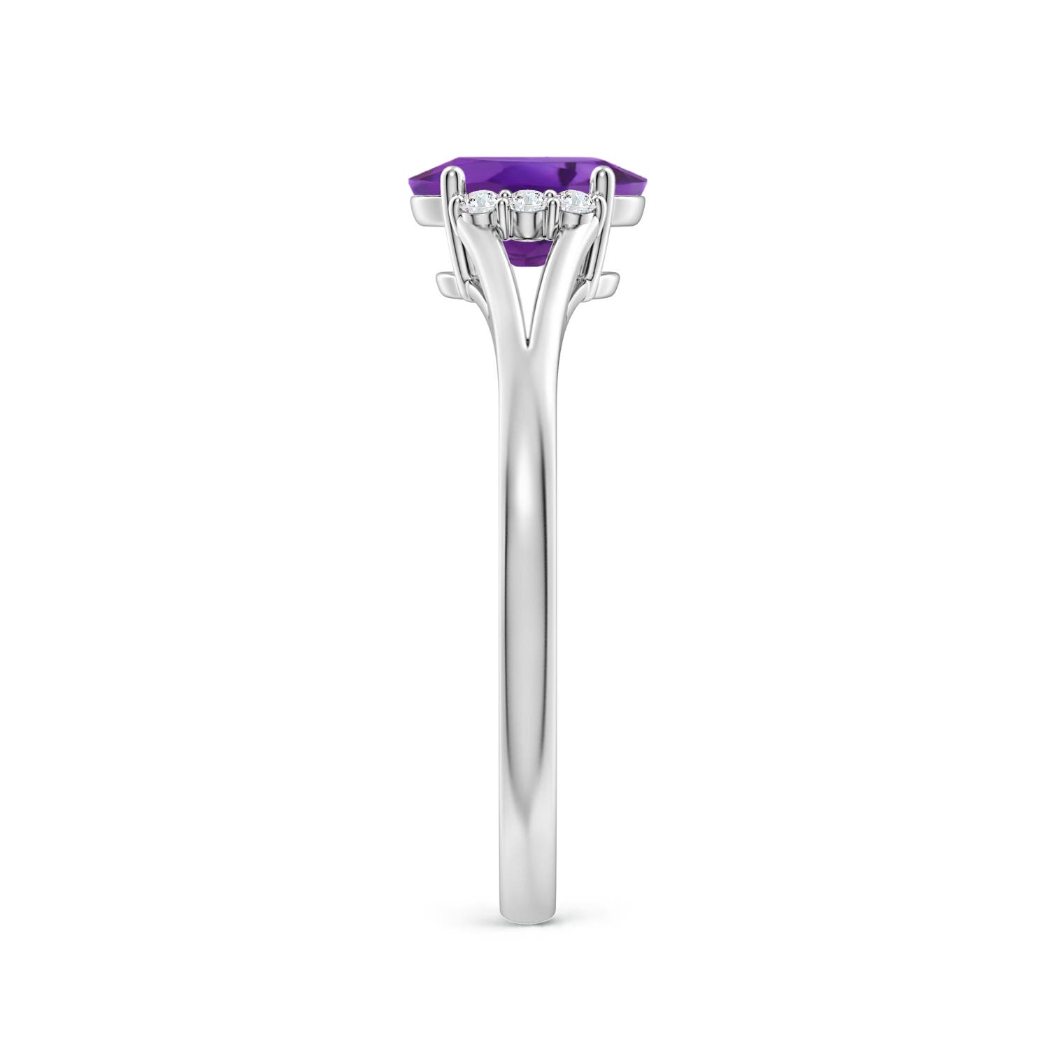 AAA - Amethyst / 0.77 CT / 14 KT White Gold