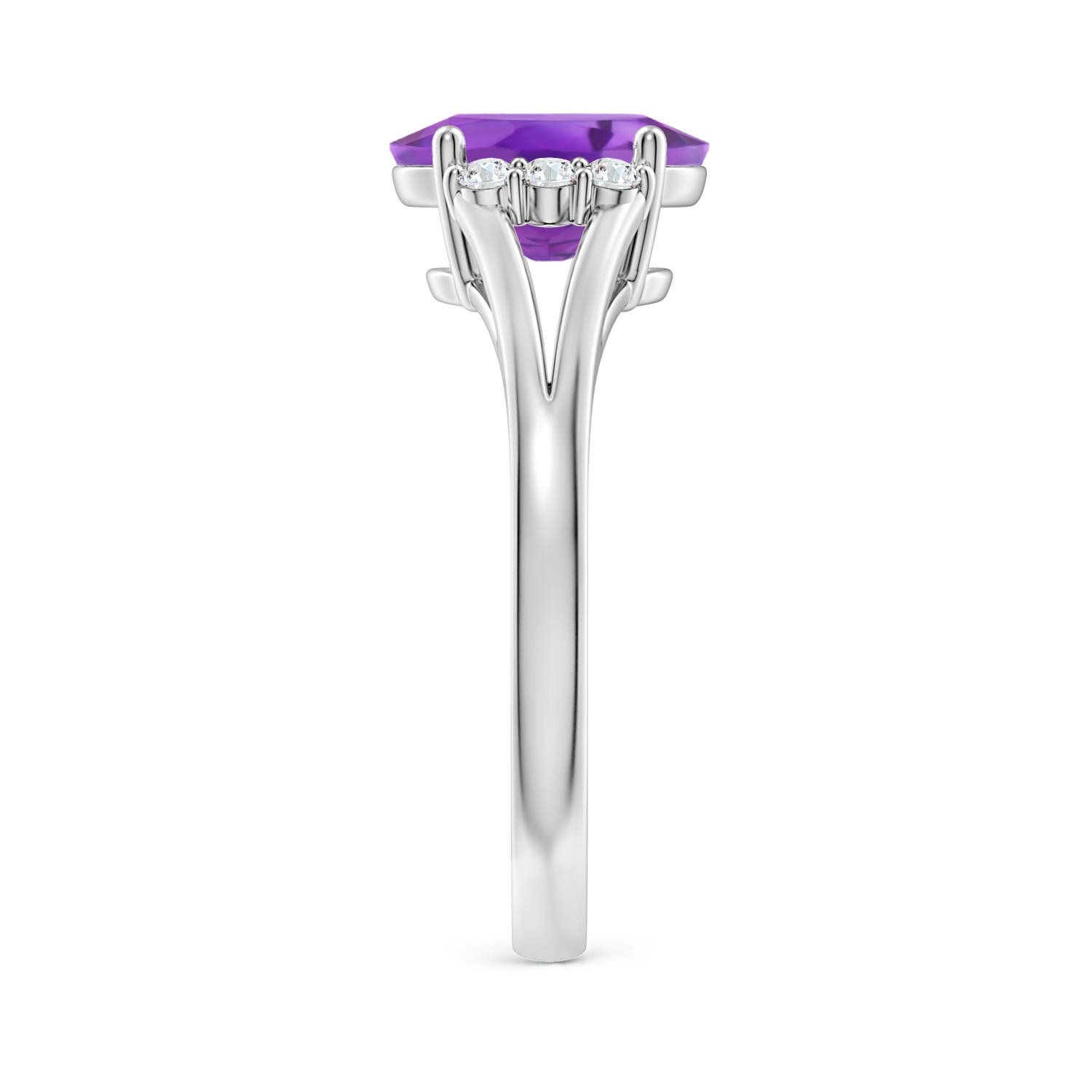 AA - Amethyst / 1.71 CT / 14 KT White Gold