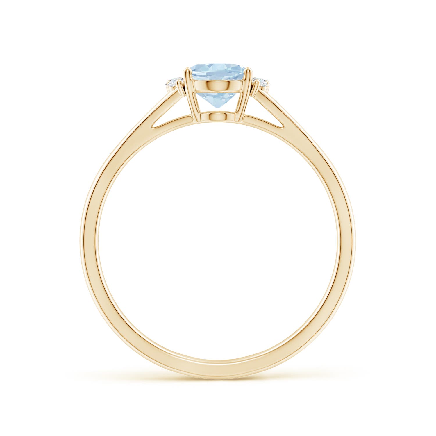 AA - Aquamarine / 0.67 CT / 14 KT Yellow Gold