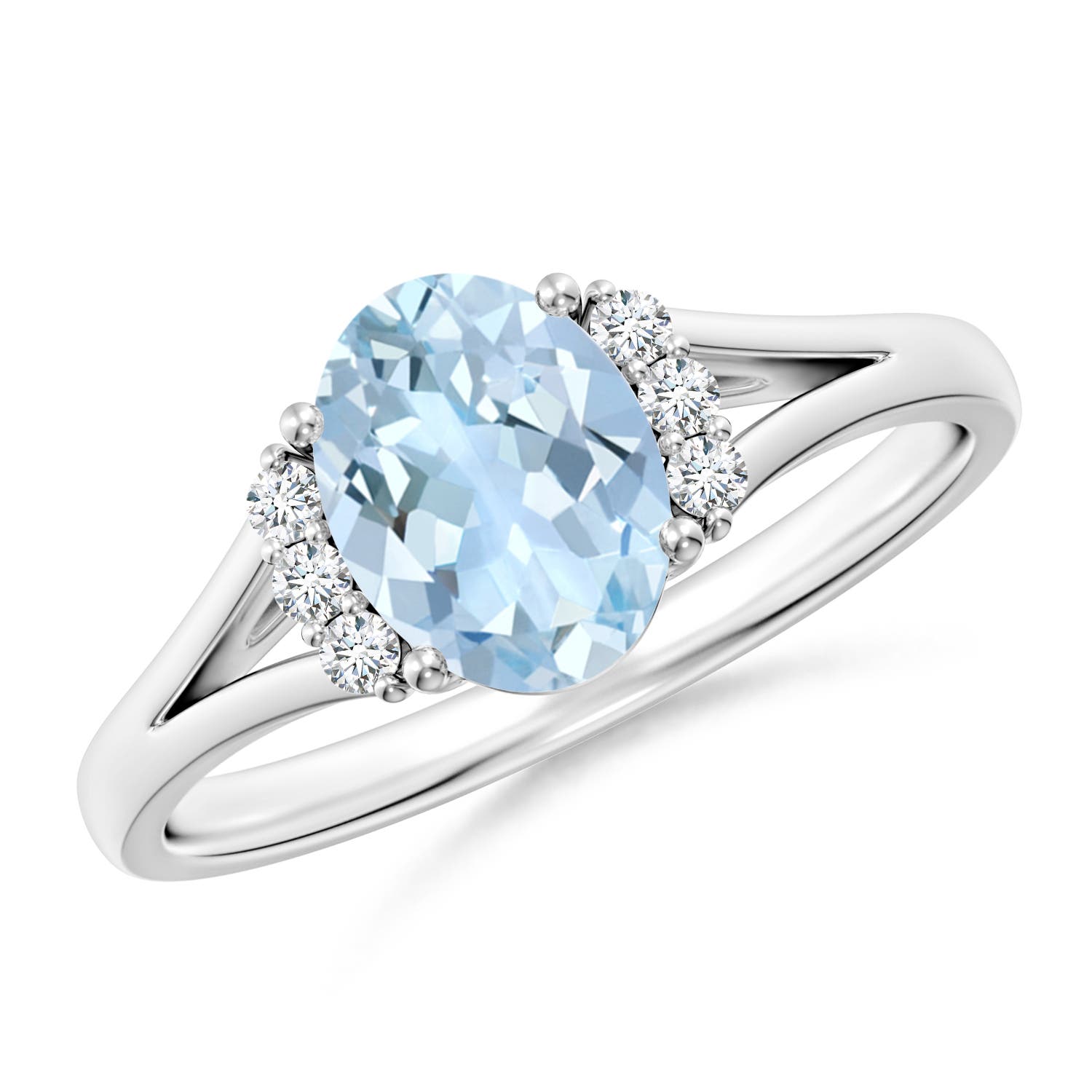 AA - Aquamarine / 1.08 CT / 14 KT White Gold