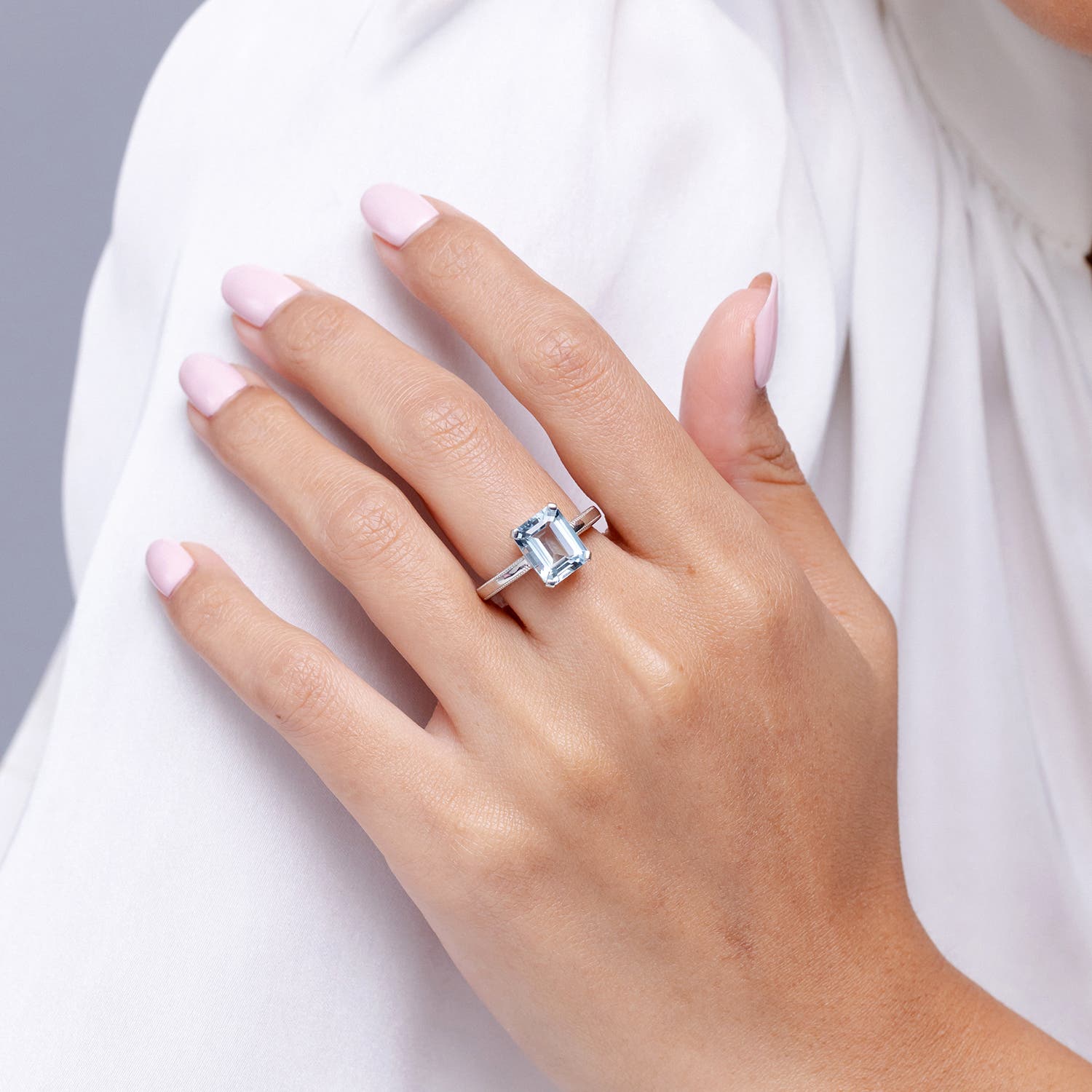 SR1194AQ lifestyle image - lifestyle 5