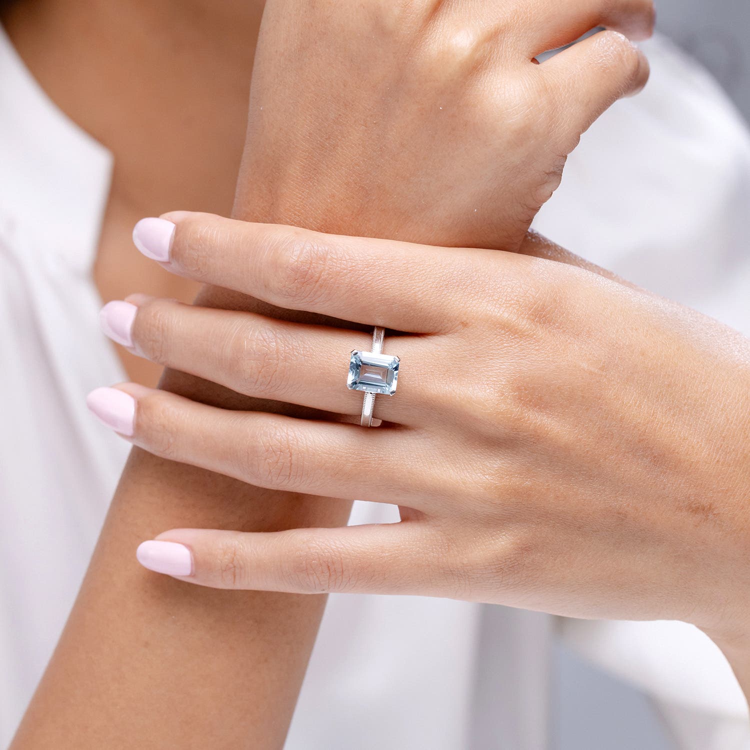 SR1194AQ lifestyle image - lifestyle 7