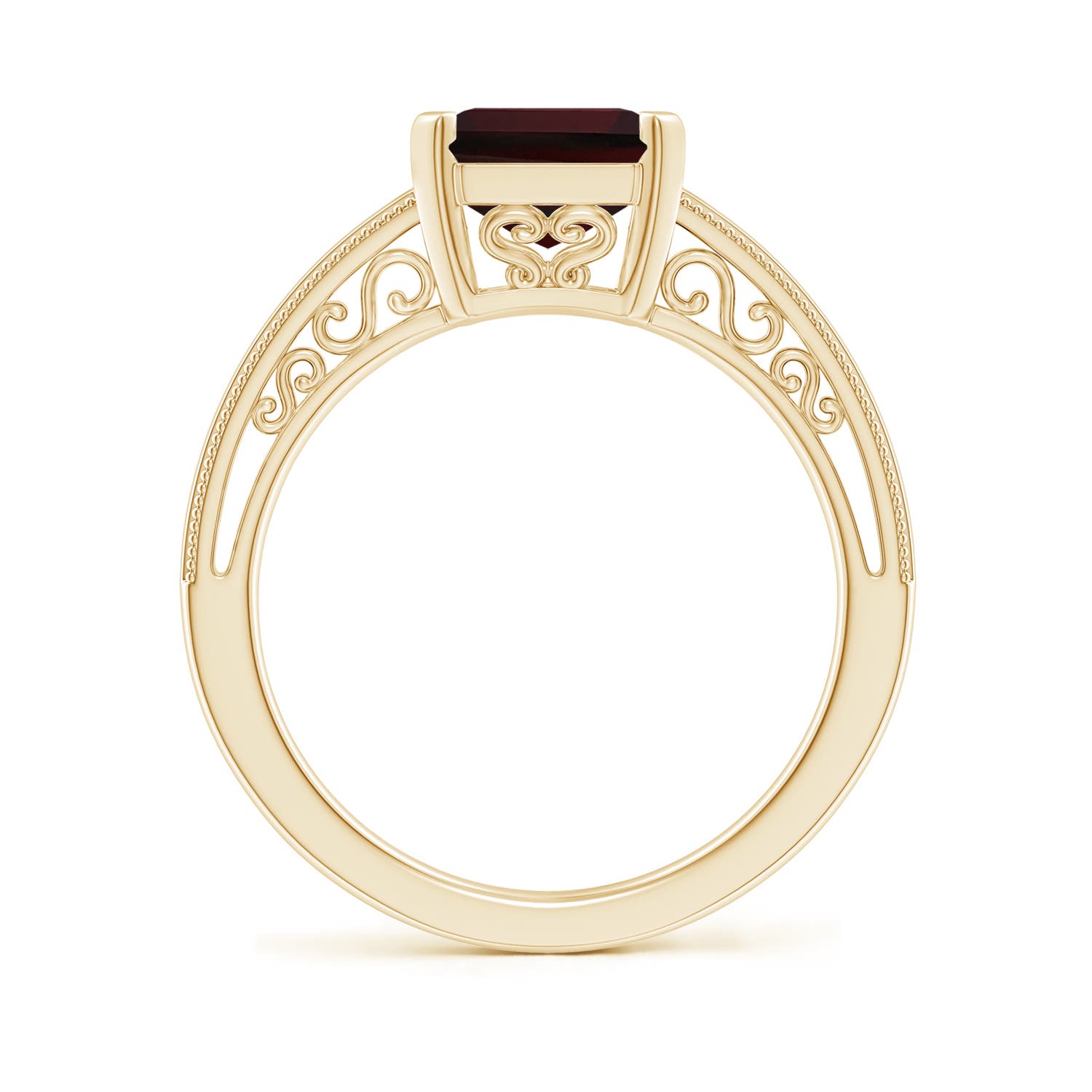 A - Garnet / 4 CT / 14 KT Yellow Gold