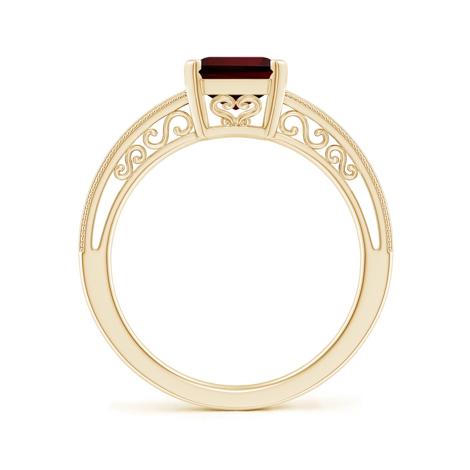 AA - Garnet / 2.8 CT / 14 KT Yellow Gold