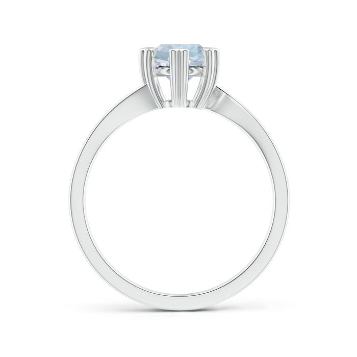 A - Aquamarine / 0.72 CT / 14 KT White Gold