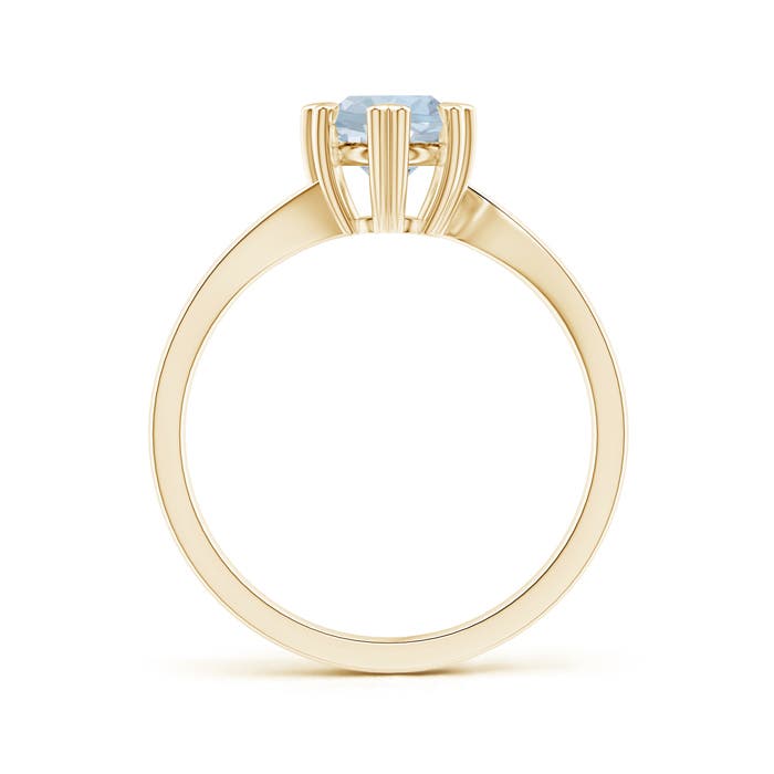 A - Aquamarine / 0.72 CT / 14 KT Yellow Gold