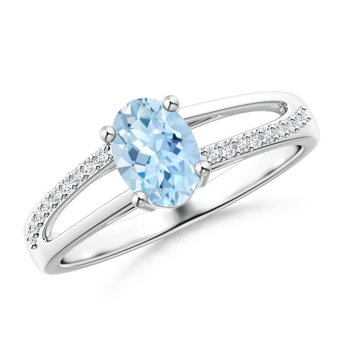 AAA - Aquamarine / 0.69 CT / 14 KT White Gold