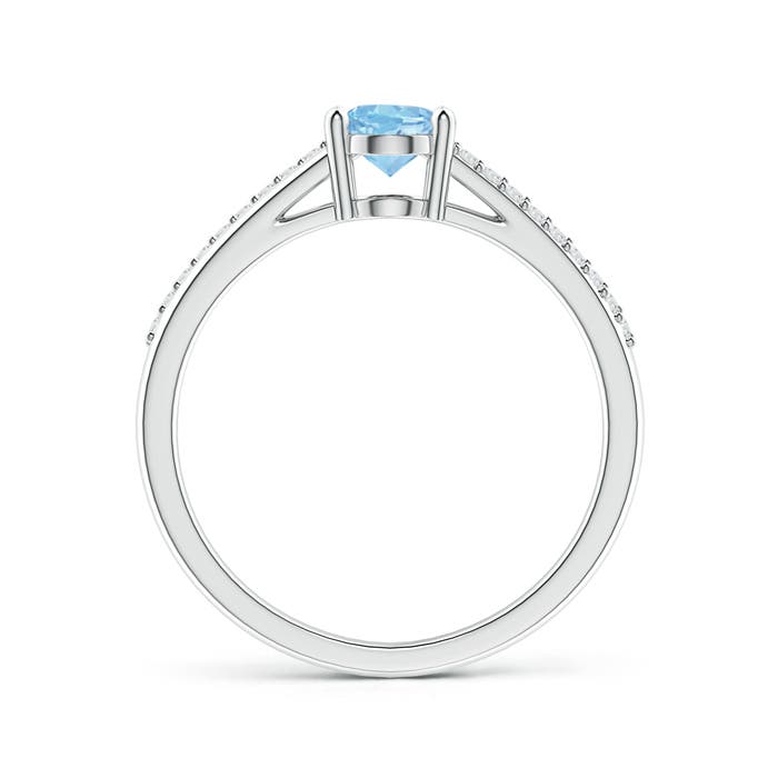 AAAA - Aquamarine / 0.69 CT / 14 KT White Gold