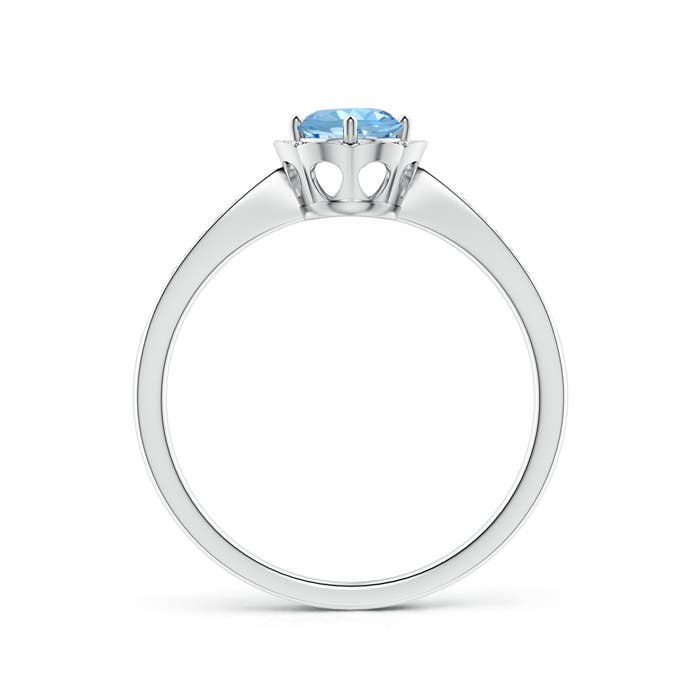 AAAA - Aquamarine / 0.5 CT / 14 KT White Gold