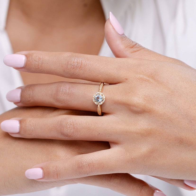 Round Floral Aquamarine Ring with Diamond Accents