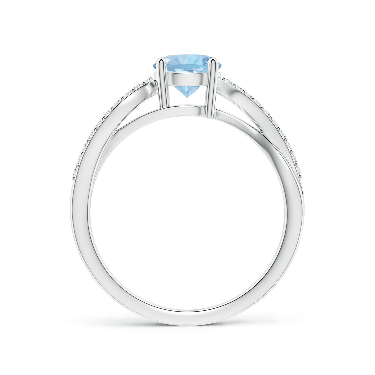 AAA - Aquamarine / 0.84 CT / 14 KT White Gold