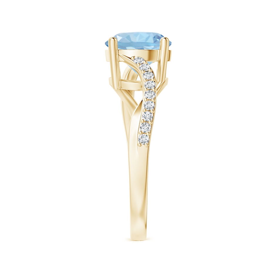 8mm AAA Solitaire Aquamarine Twisted Split Shank Ring in Yellow Gold side-2