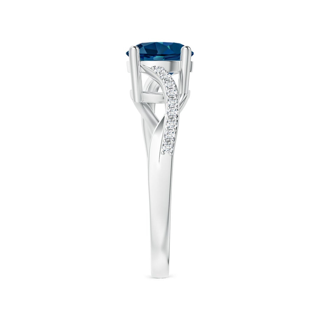7mm AAAA Solitaire London Blue Topaz Twisted Split Shank Ring in White Gold - side 3