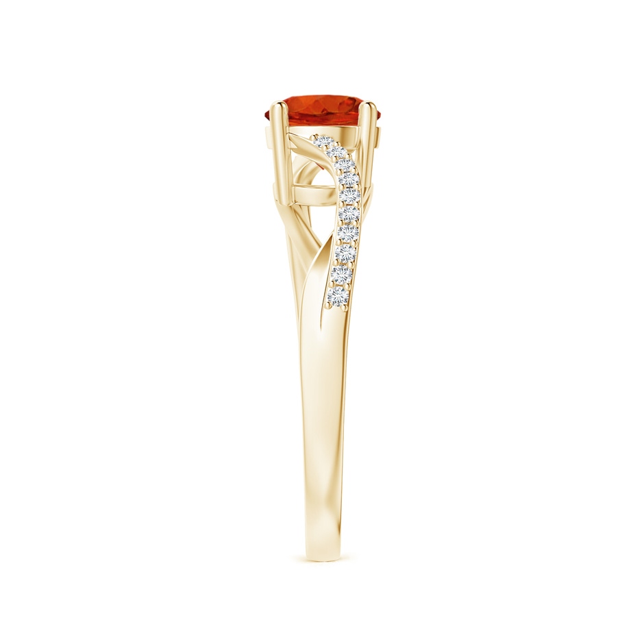 6mm AAAA Solitaire Spessartite Twisted Split Shank Ring in Yellow Gold side-2