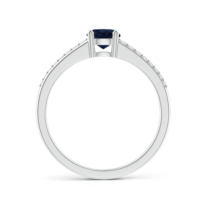 A - Blue Sapphire / 0.69 CT / 14 KT White Gold