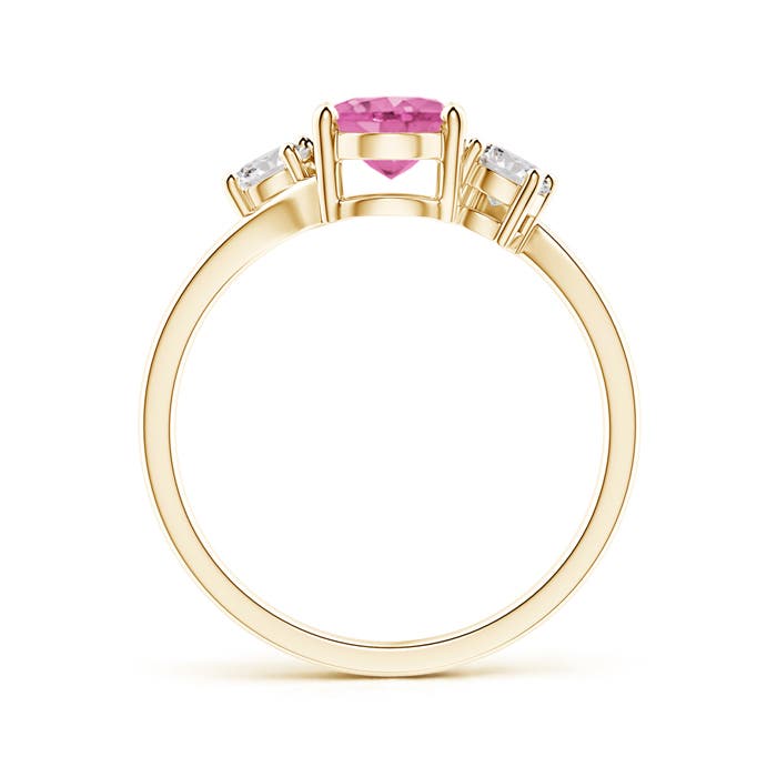 AA - Pink Sapphire / 1.77 CT / 14 KT Yellow Gold