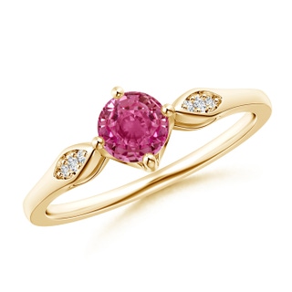 5mm AAAA Vintage Style Round Pink Sapphire Solitaire Ring in Yellow Gold