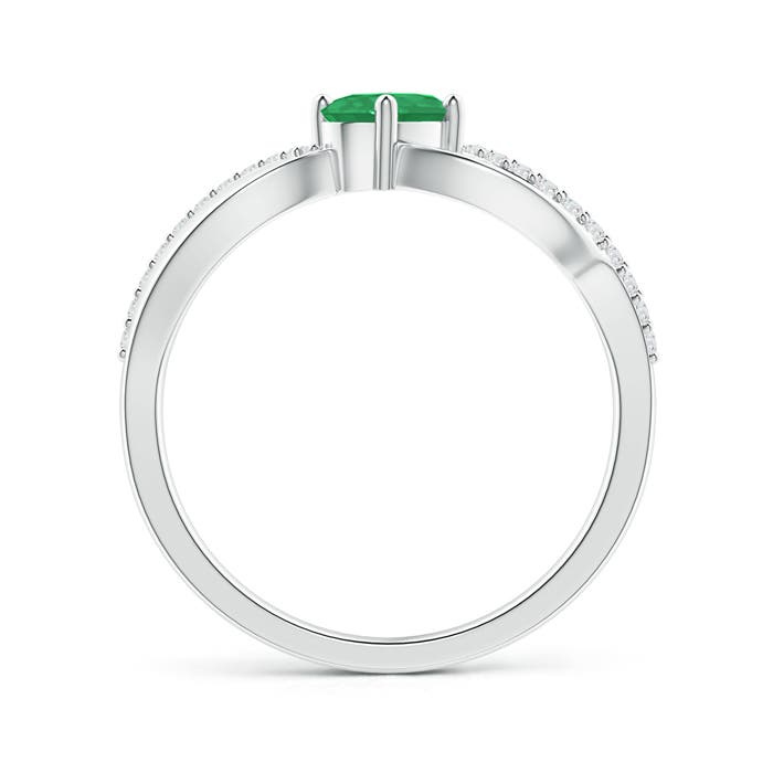 A - Emerald / 0.52 CT / 14 KT White Gold