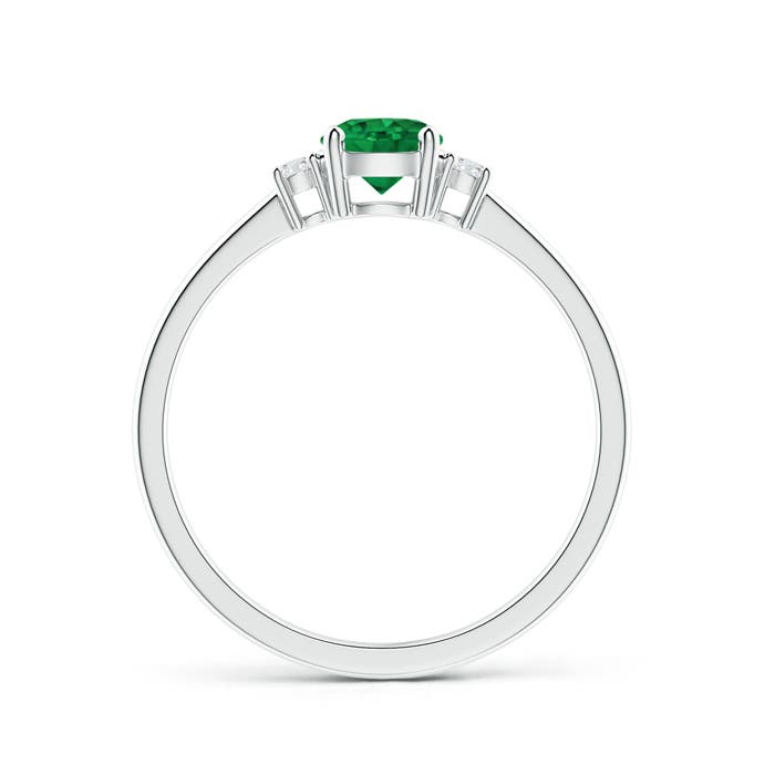 AAA - Emerald / 0.51 CT / 14 KT White Gold