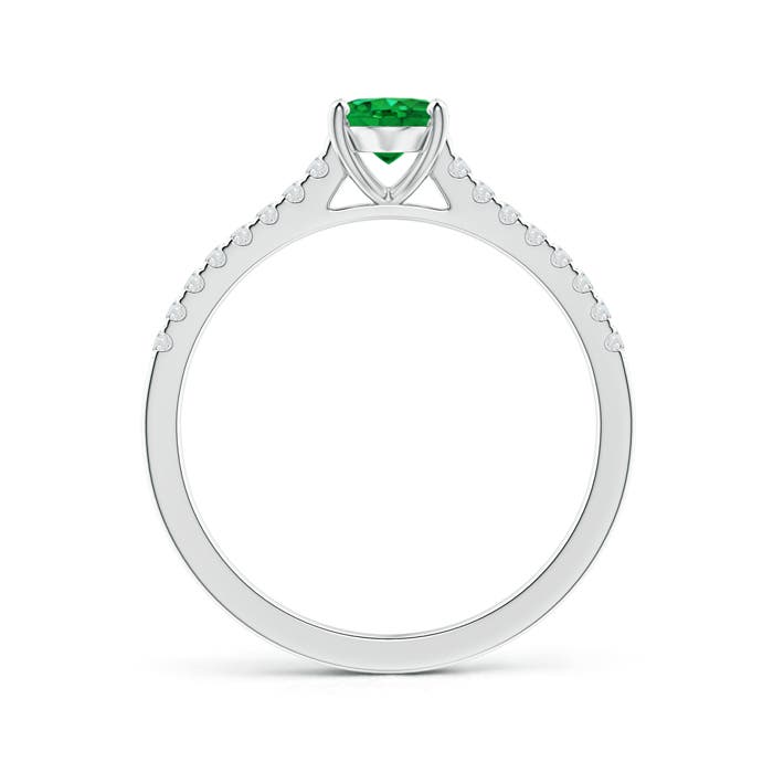 AAA - Emerald / 0.82 CT / 14 KT White Gold