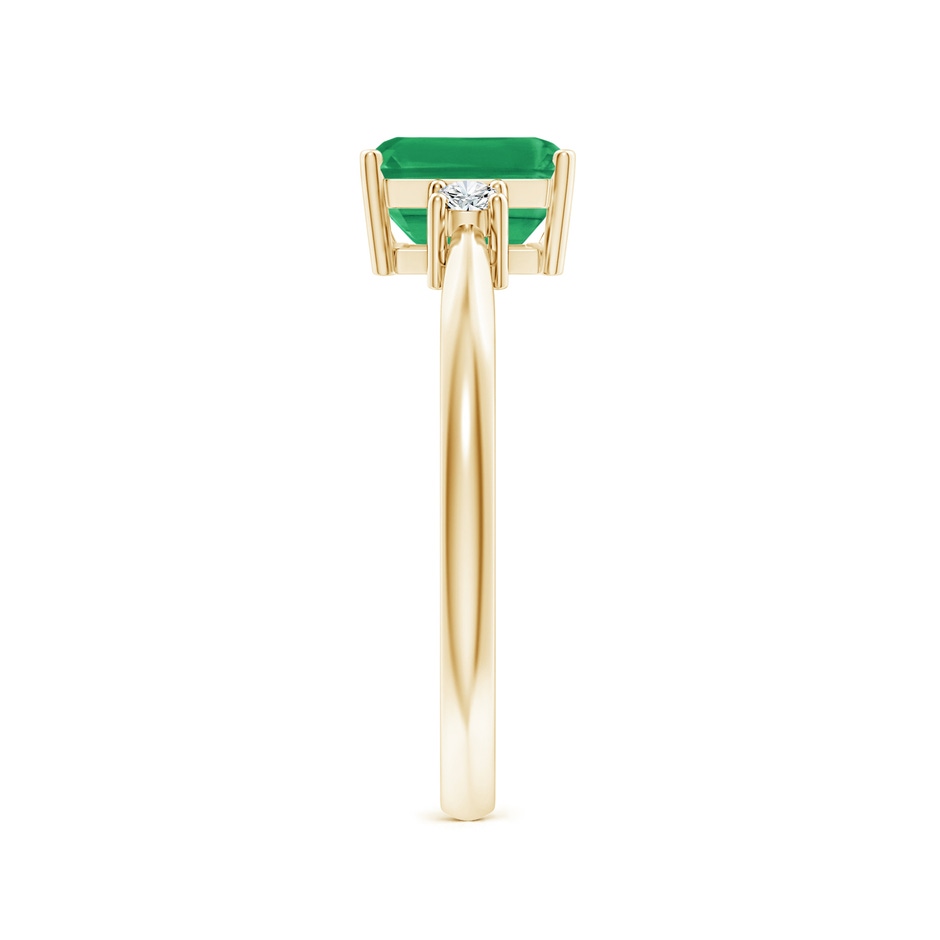 7x5mm A Classic Emerald-Cut Emerald & Round Diamond Three Stone Ring in Yellow Gold side 299