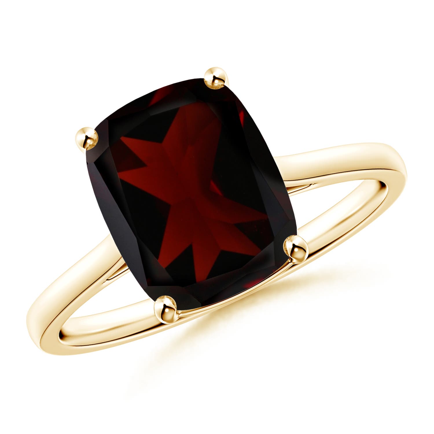 A - Garnet / 3.35 CT / 14 KT Yellow Gold