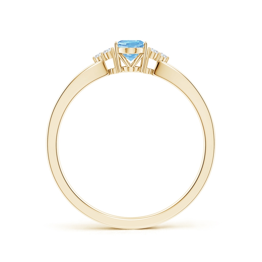 6x4mm AAAA Solitaire Oval Aquamarine Split Shank Ring with Trio Diamonds in Yellow Gold - side 199