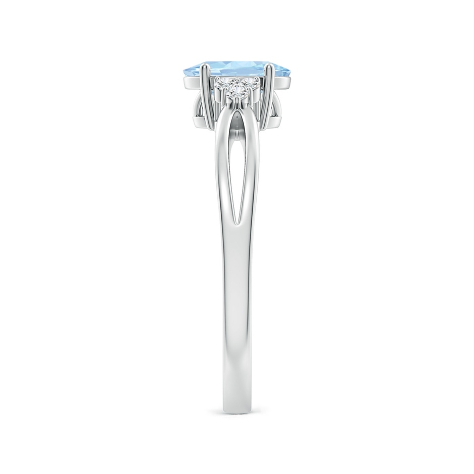 7x5mm AA Solitaire Oval Aquamarine Split Shank Ring with Trio Diamonds in White Gold side 299