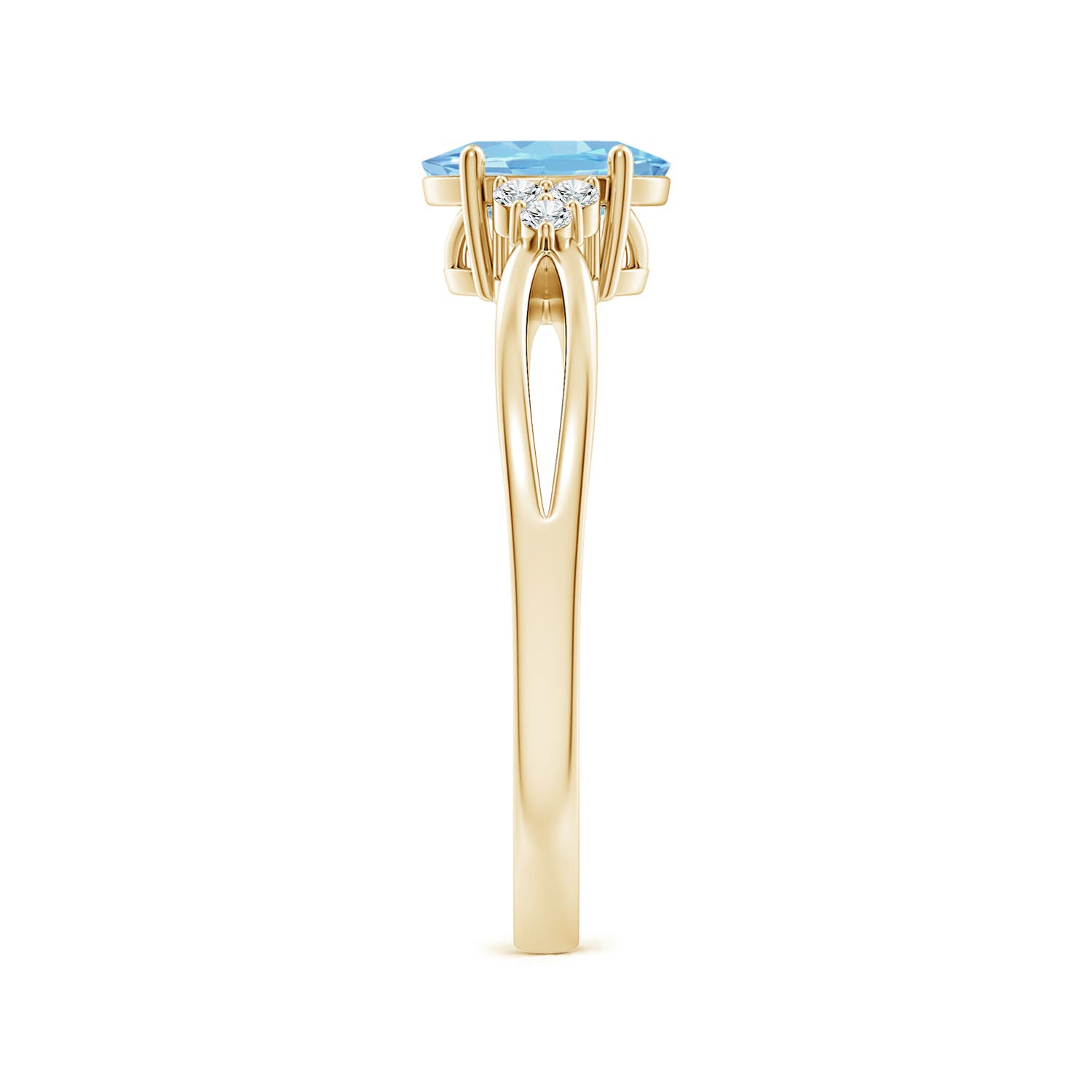 AAAA - Aquamarine / 0.67 CT / 14 KT Yellow Gold