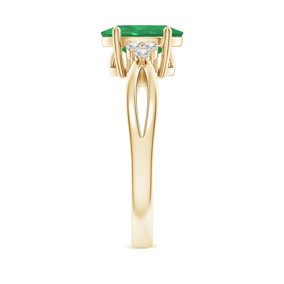 10x8mm A Solitaire Oval Emerald Split Shank Ring with Trio Diamonds in 18K Yellow Gold side 299