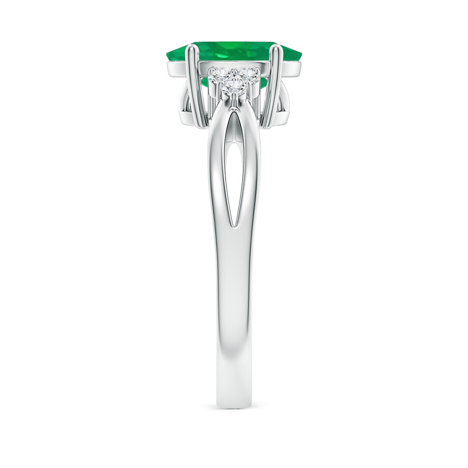 10x8mm AA Solitaire Oval Emerald Split Shank Ring with Trio Diamonds in White Gold side 299