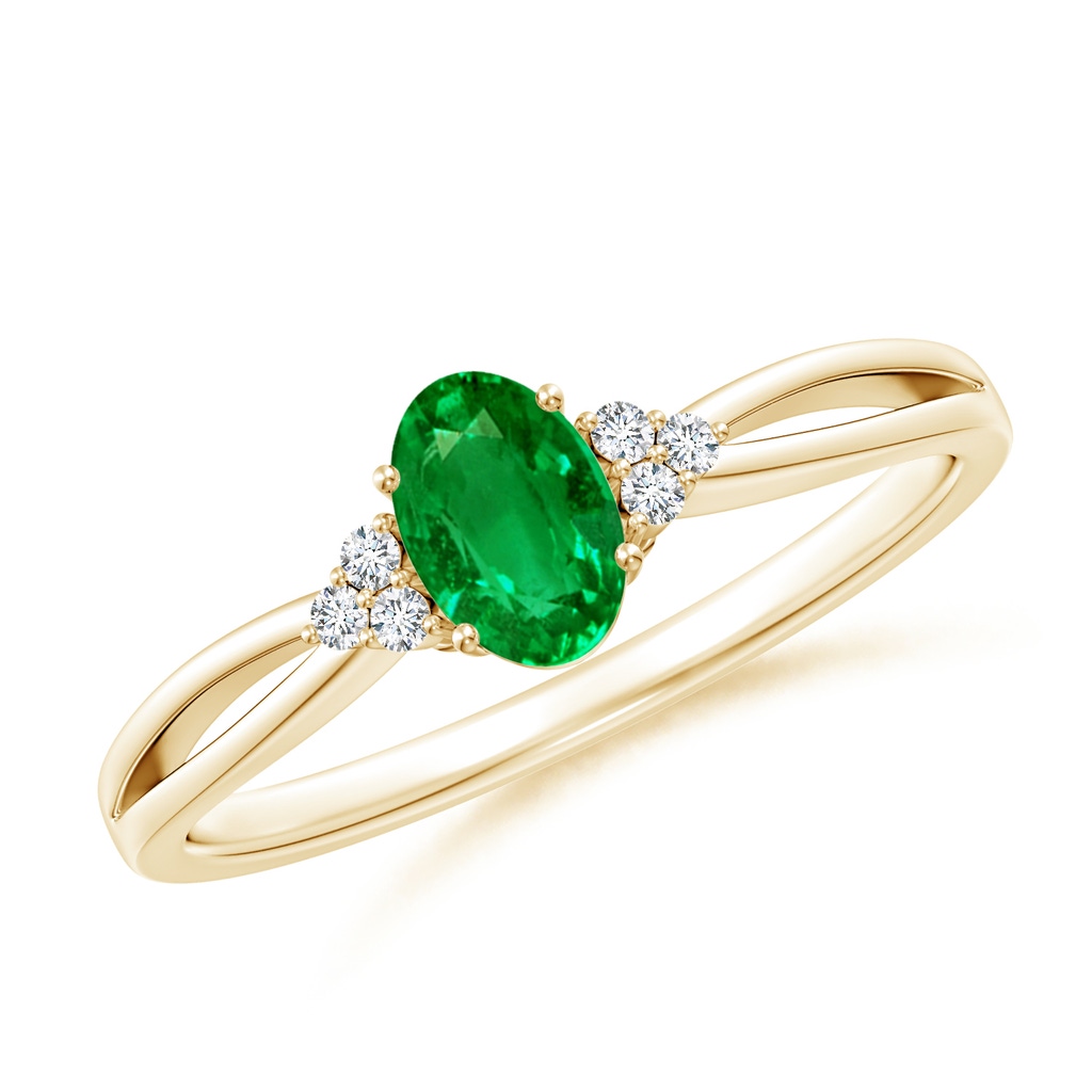 6x4mm AAAA Solitaire Oval Emerald Split Shank Ring with Trio Diamonds in Yellow Gold