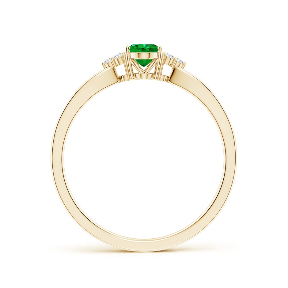 6x4mm AAAA Solitaire Oval Emerald Split Shank Ring with Trio Diamonds in Yellow Gold side 199