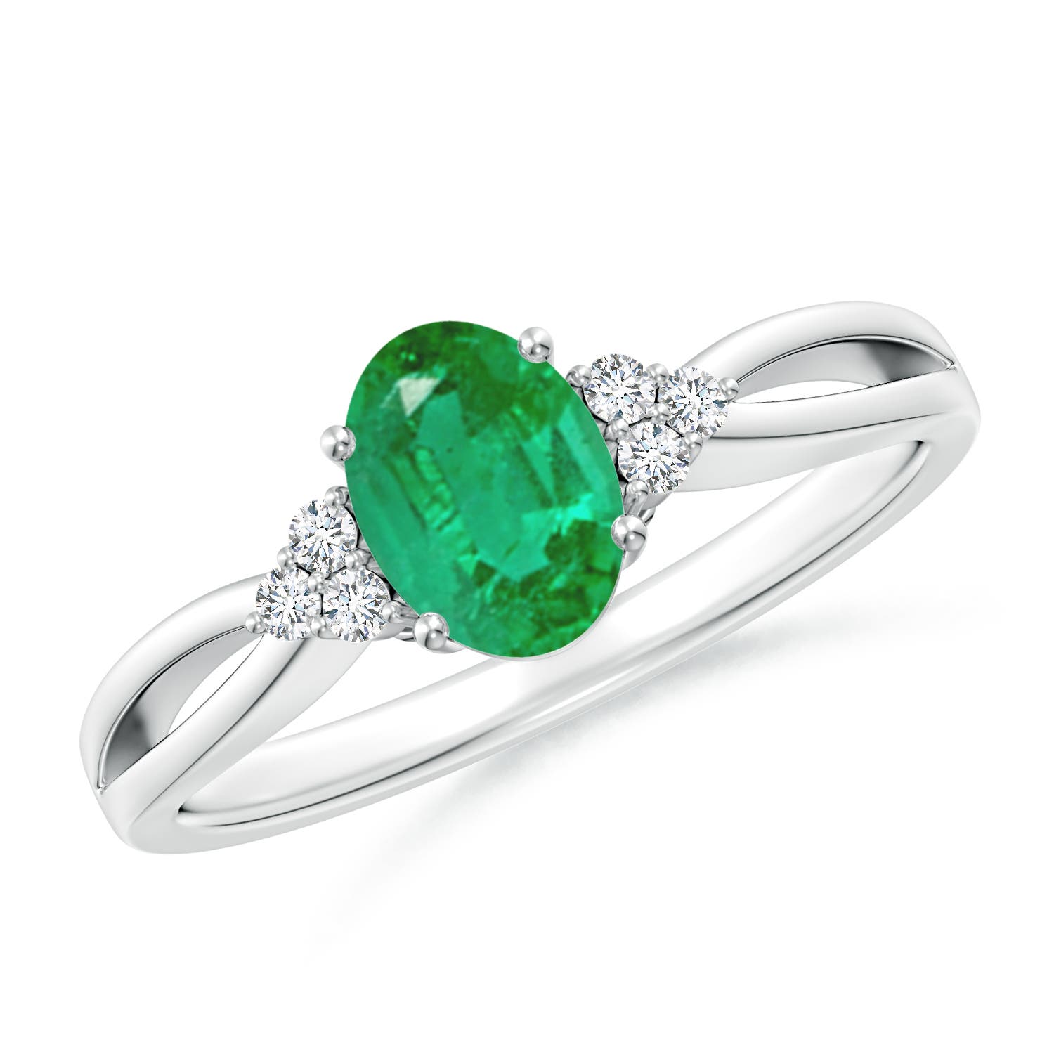 AA - Emerald / 0.73 CT / 14 KT White Gold