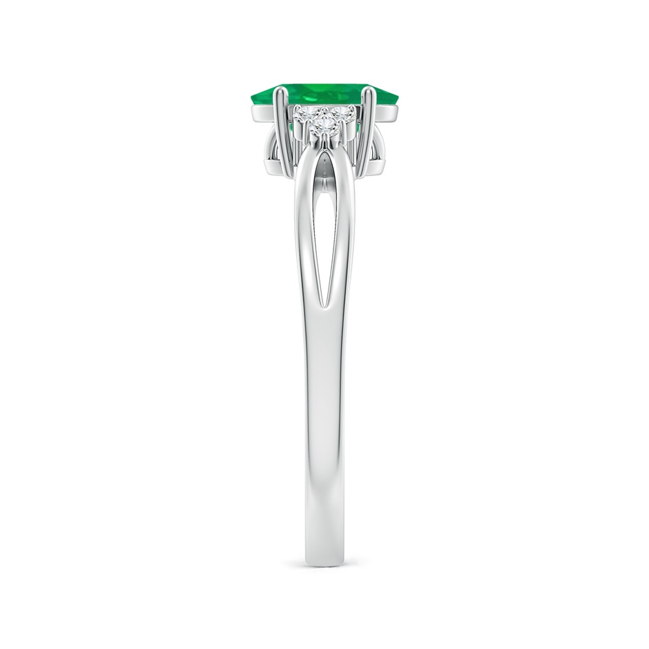 7x5mm AA Solitaire Oval Emerald Split Shank Ring with Trio Diamonds in White Gold side 299