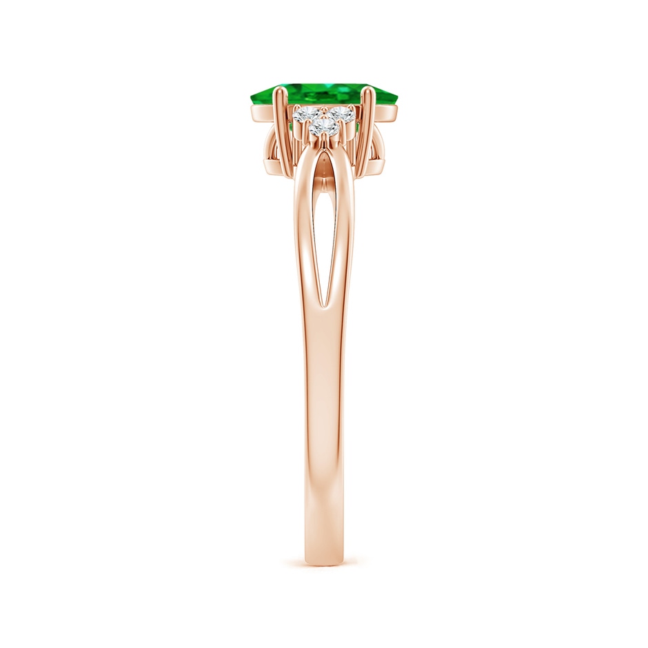 7x5mm AAAA Solitaire Oval Emerald Split Shank Ring with Trio Diamonds in Rose Gold side 299