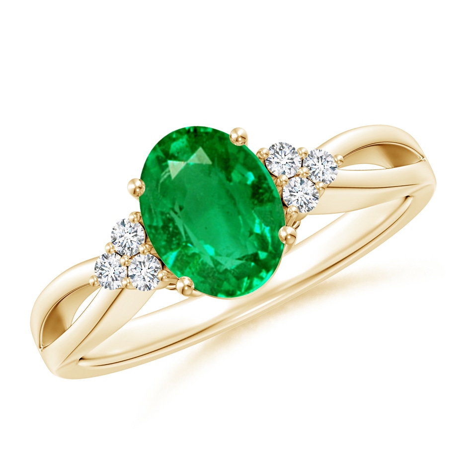 8x6mm AAA Solitaire Oval Emerald Split Shank Ring with Trio Diamonds in Yellow Gold 