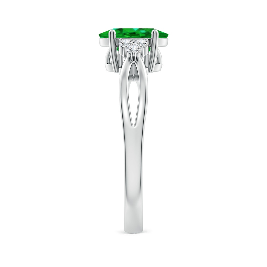 8x6mm AAAA Solitaire Oval Emerald Split Shank Ring with Trio Diamonds in White Gold side 299